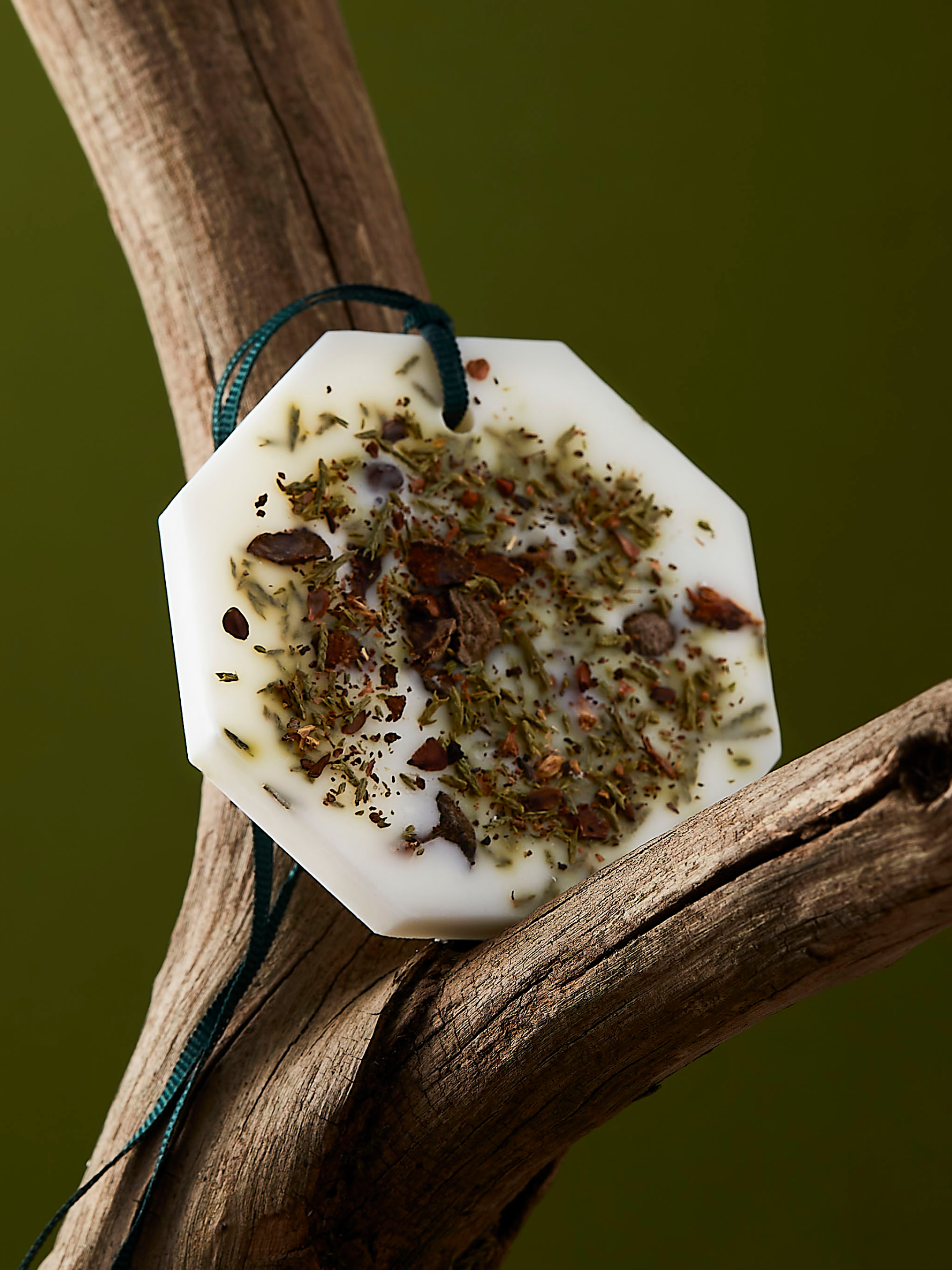 Cypress Scented Botanical Palets