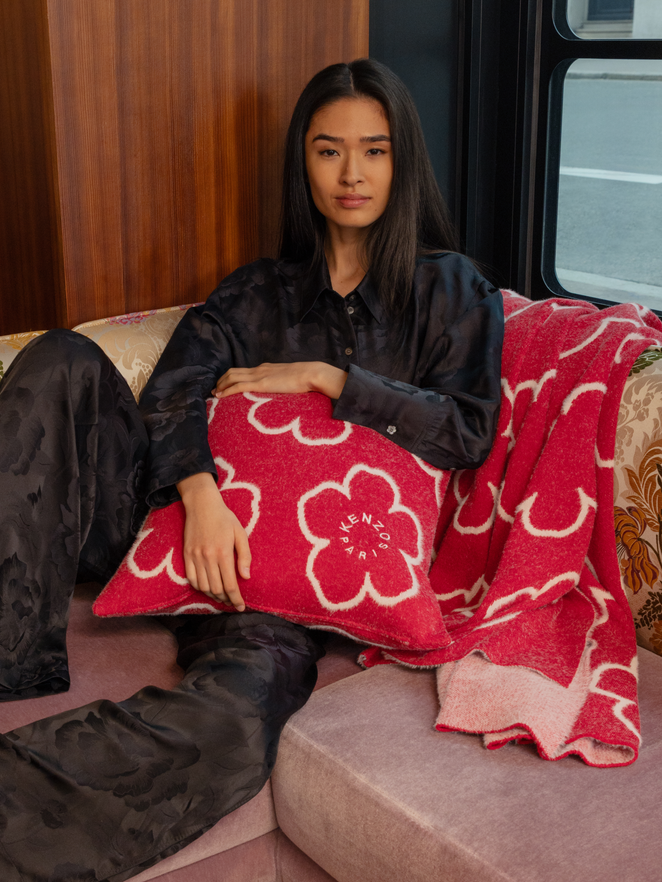 Kpopboke Throw - Cerise