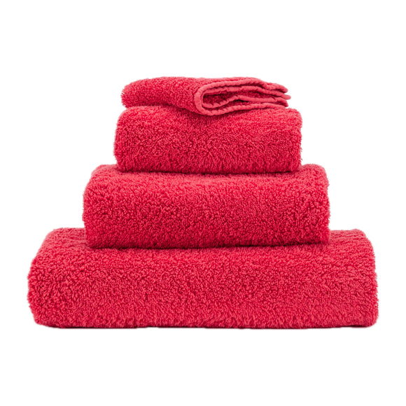 Super Pile Towel (Viva Magenta)