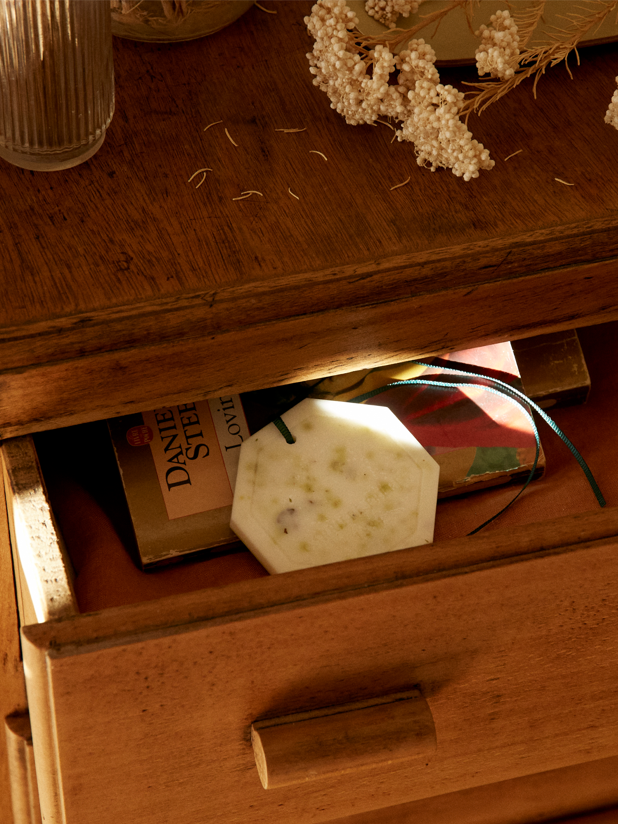 Cypress Scented Botanical Palets