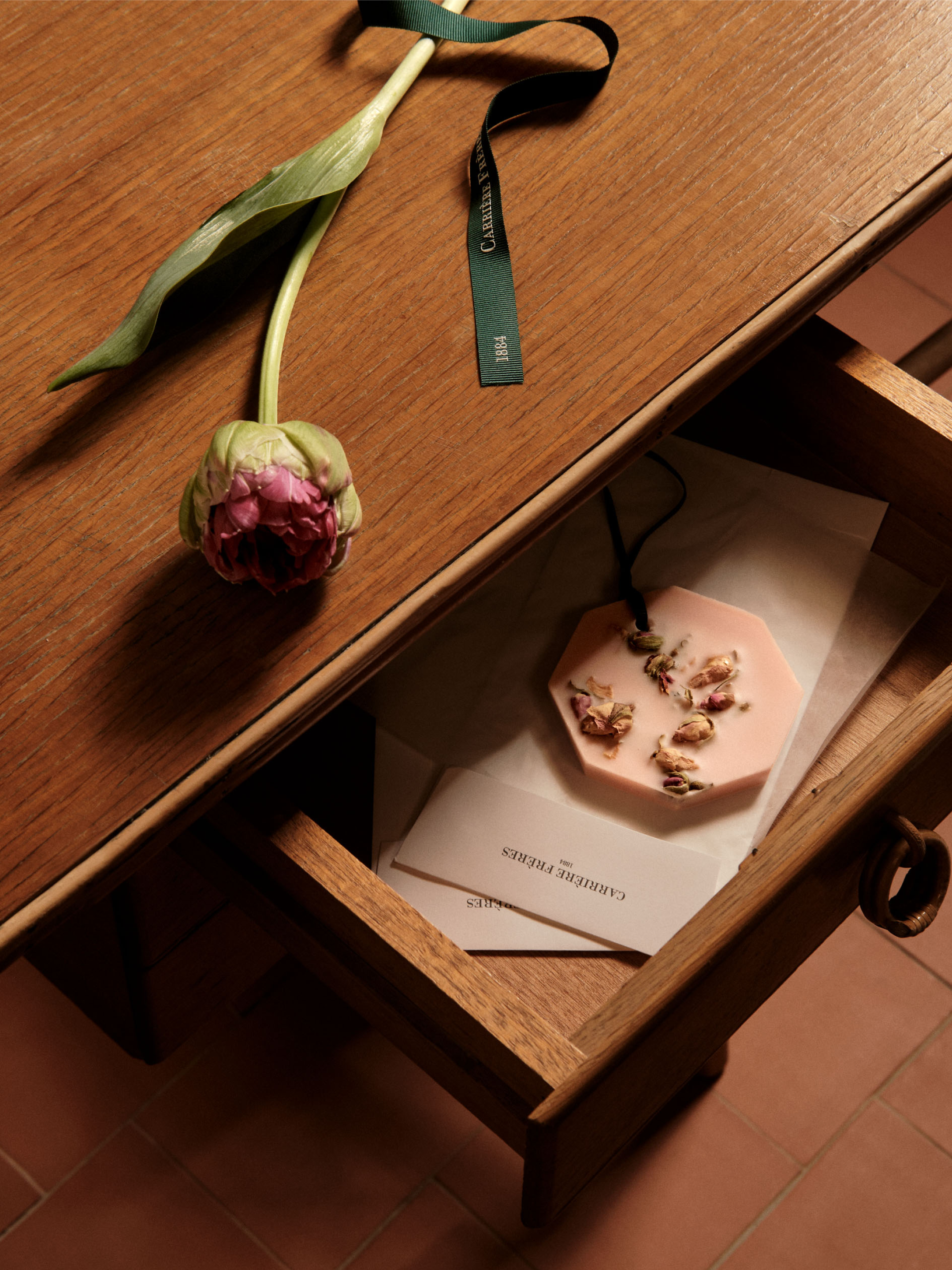 La Rose Aime La Menthe Botanical Palets