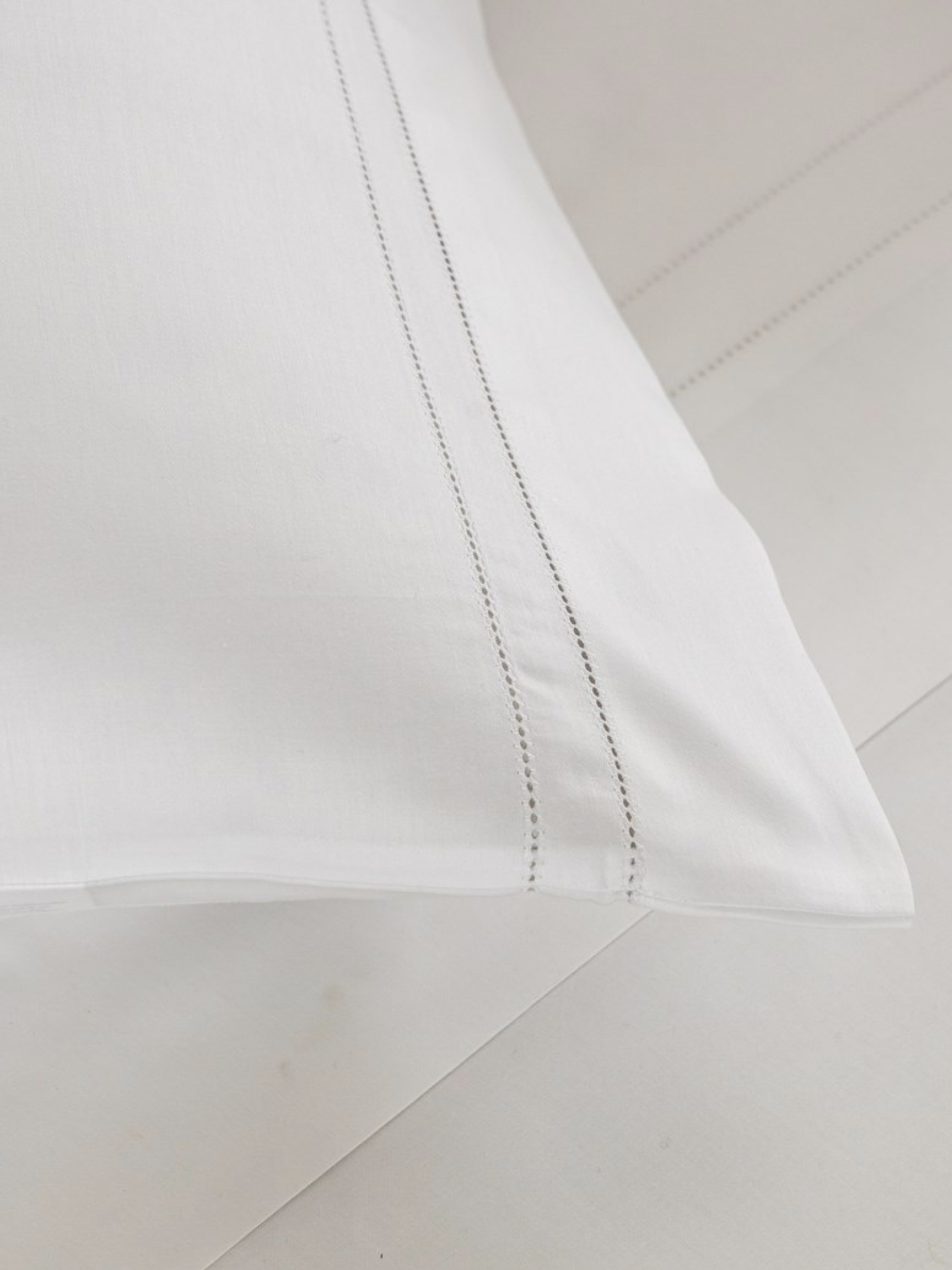Doppio Ajour Bed Linen