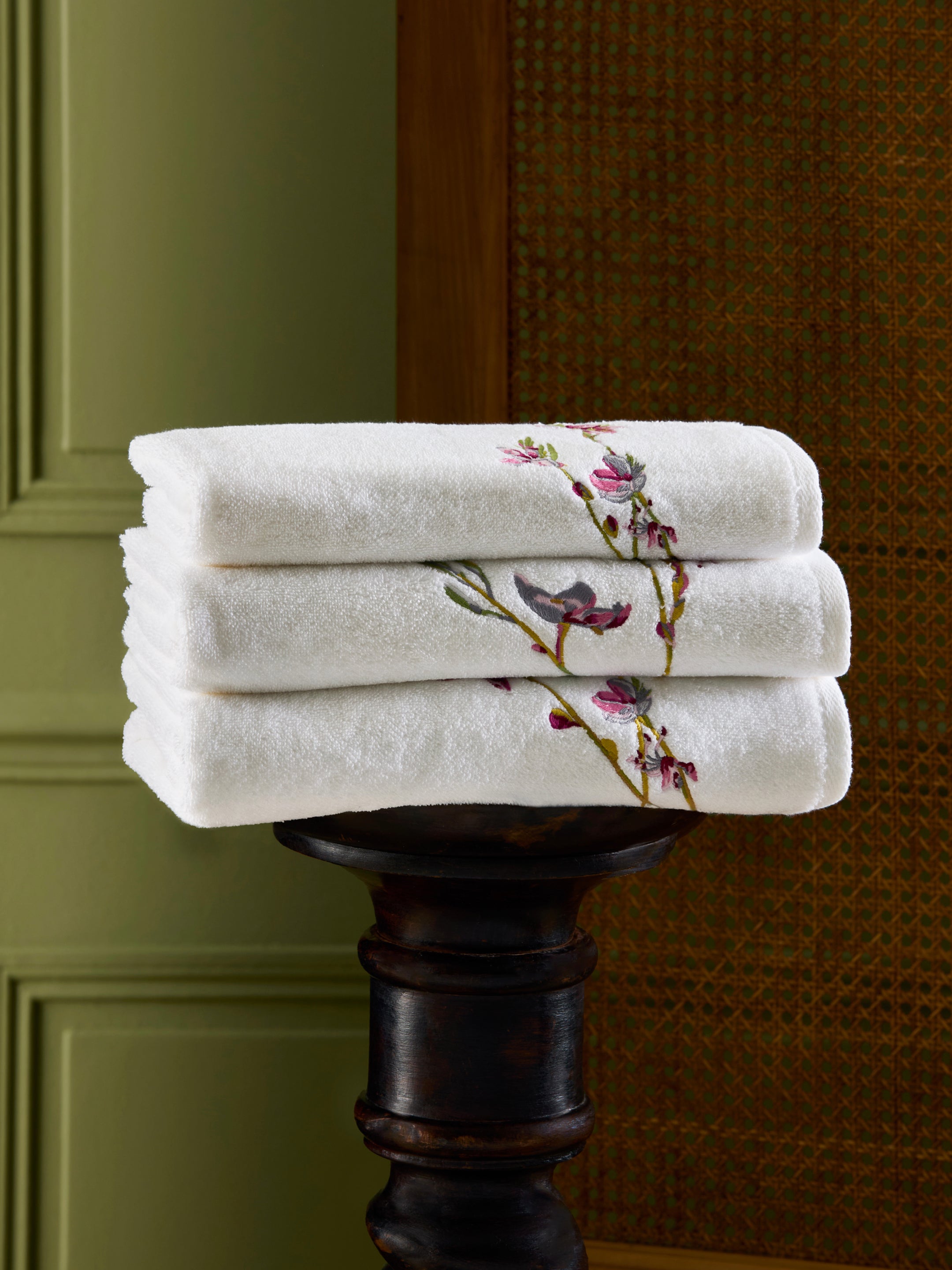 Gaura Towel