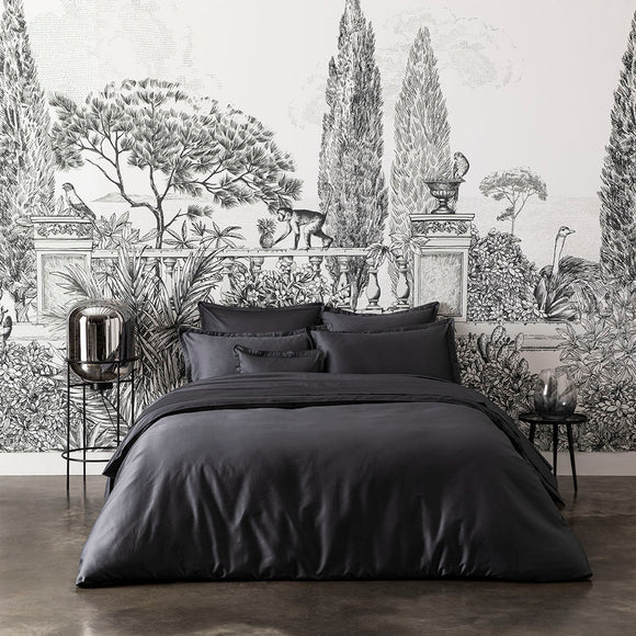 Teophile Bed Linen (Black)